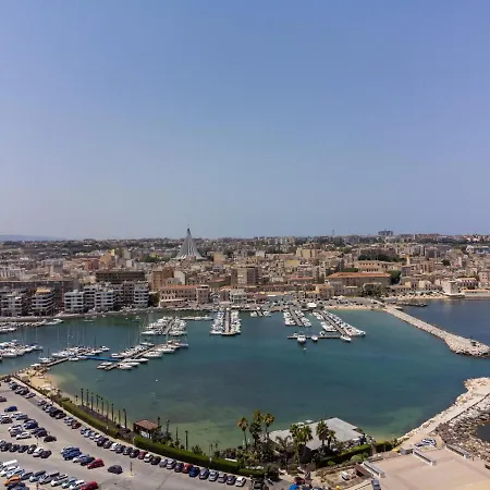 La Ortigia Apartment *